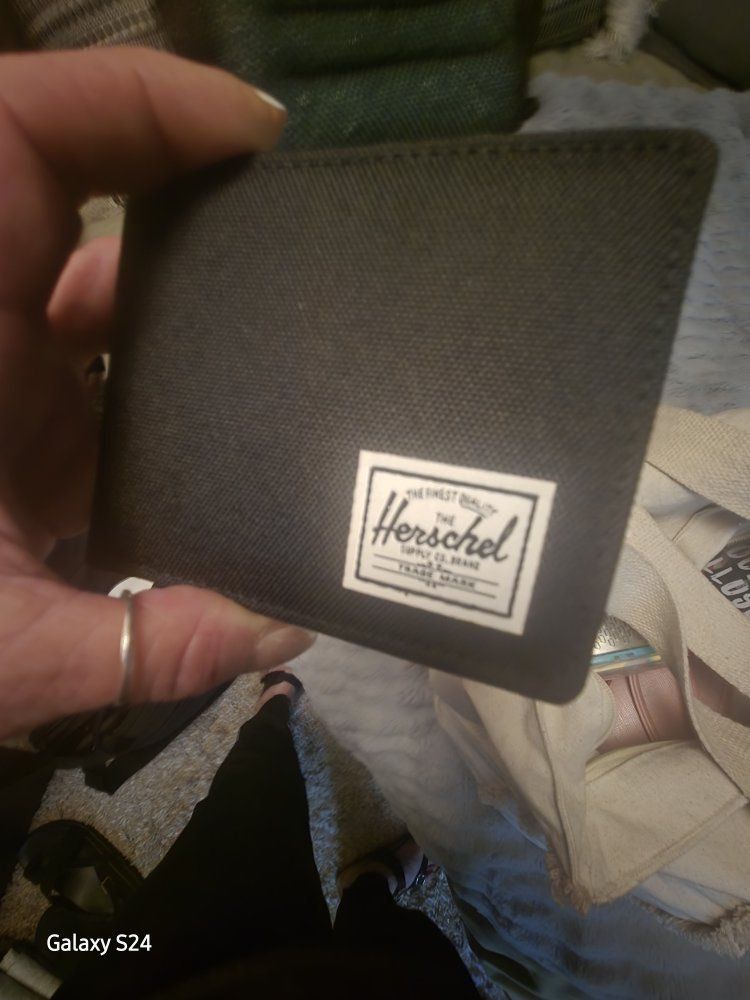 Herschel Supply Co. Bi-Fold Wallet - Black Canvas with White Logo - New