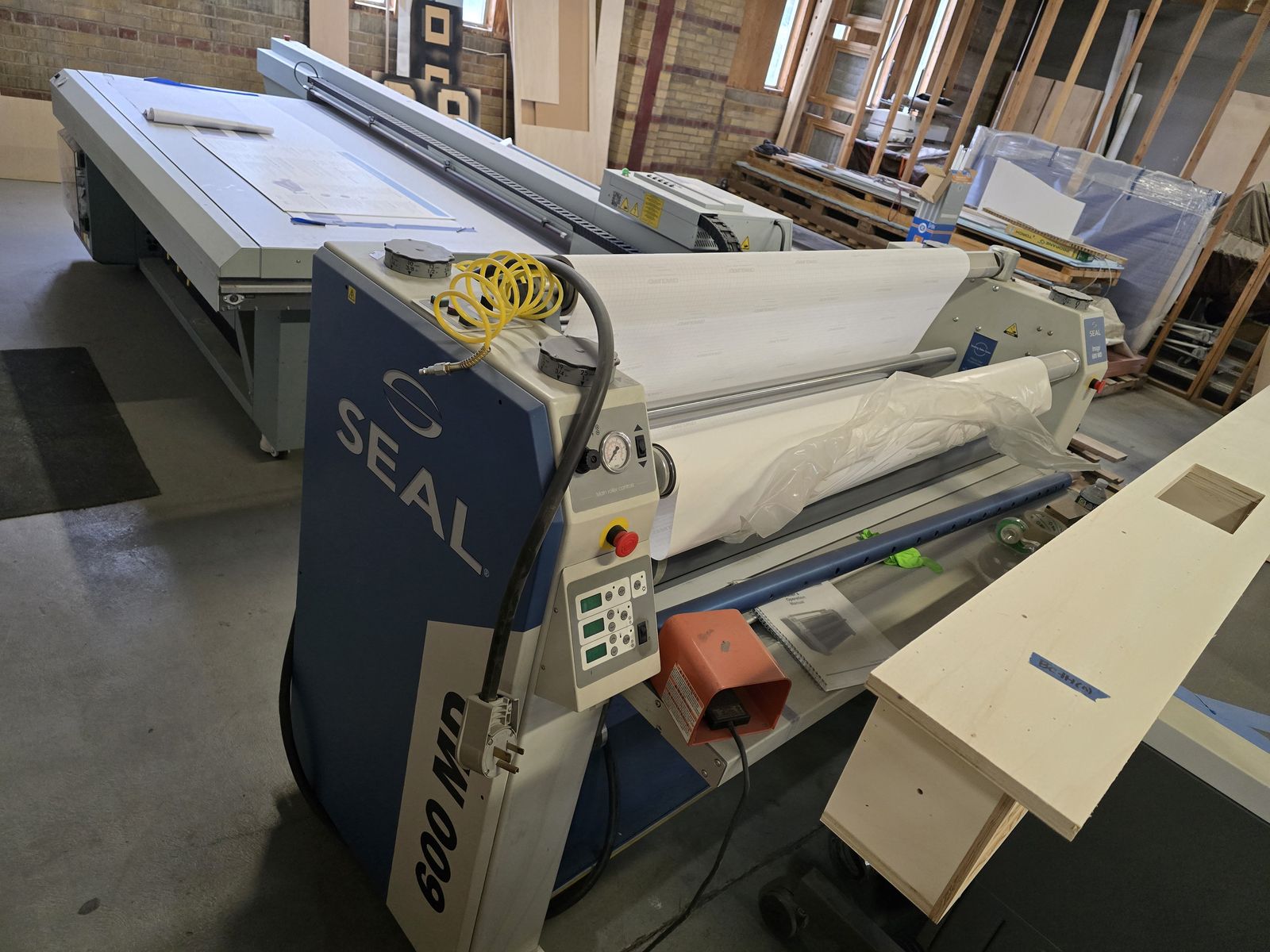 Industrial Seal laminator