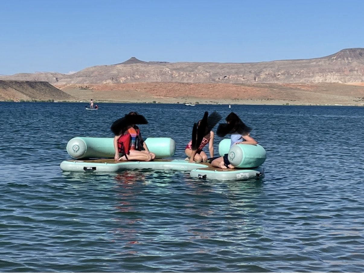 Inflatable Island