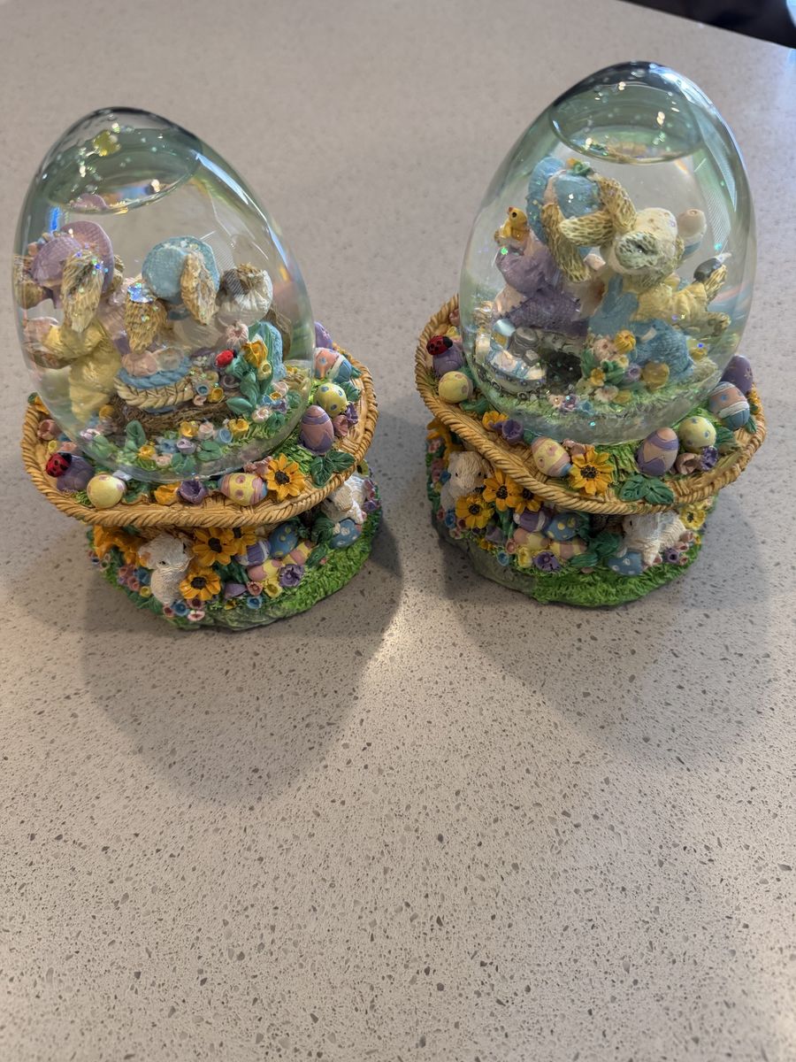 Easter Bunny Snow Globe Music Boxes