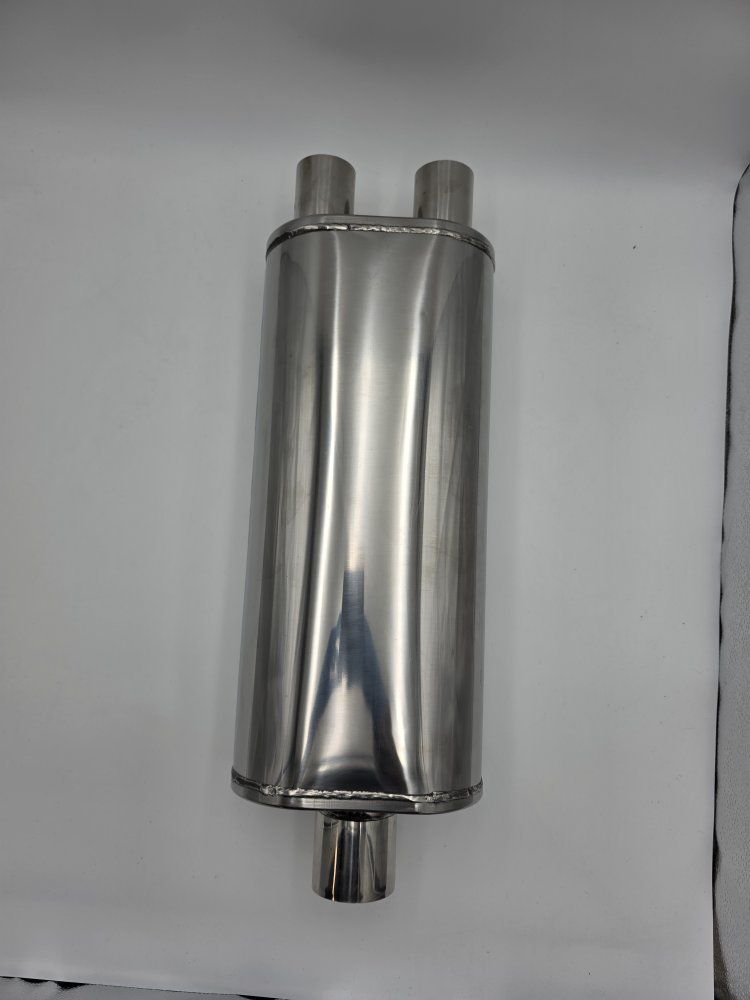 Vibrant Performance 1110 Muffler New Never Mounted 2.5 in 2.25 dual out exhaust