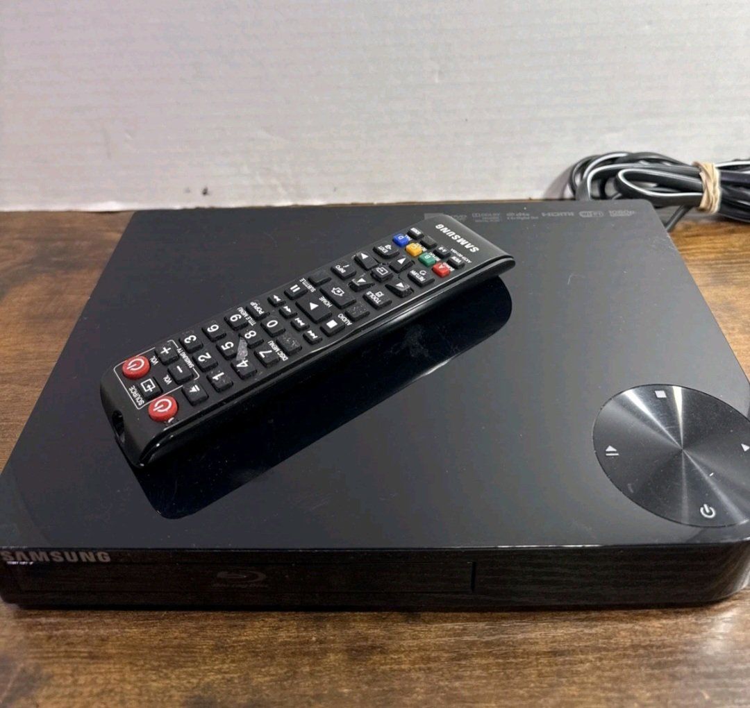 Samsung BD-FM57C Blu-Ray DVD Player Wi-Fi HDMI w/