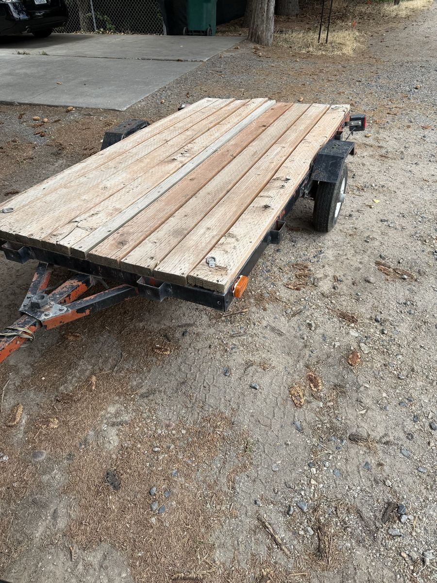 4x8 Flatbed Utility Trailer with Wooden Deck and 1-7/8 Inch Hitch