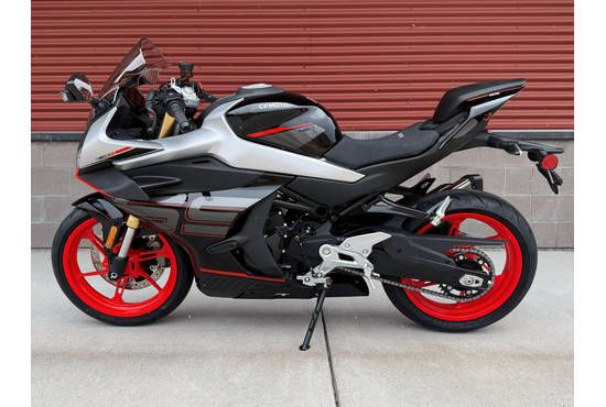 2026 CFMOTO 450SS       Very Affordable Sport Bike