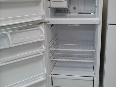 White 17 cf Refrigerator~90 Day Guarantee