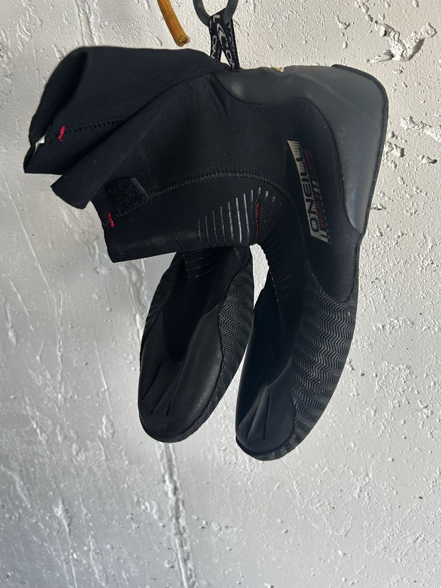 Water shoes -diving, water sports