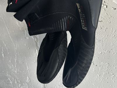 Water shoes -diving, water sports