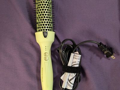 wavytalk 1.5 inch barrel Ionic thermal brush