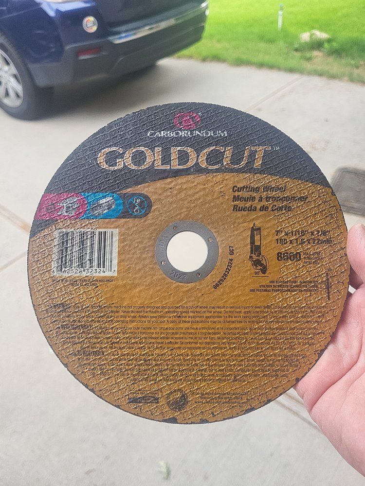 Carborundum Goldcut 7" x 1/16" x 7/8" Metal Cutting Wheel (Pack of 9)