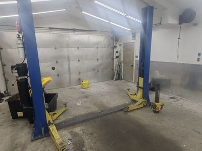 9000 lb car hoist