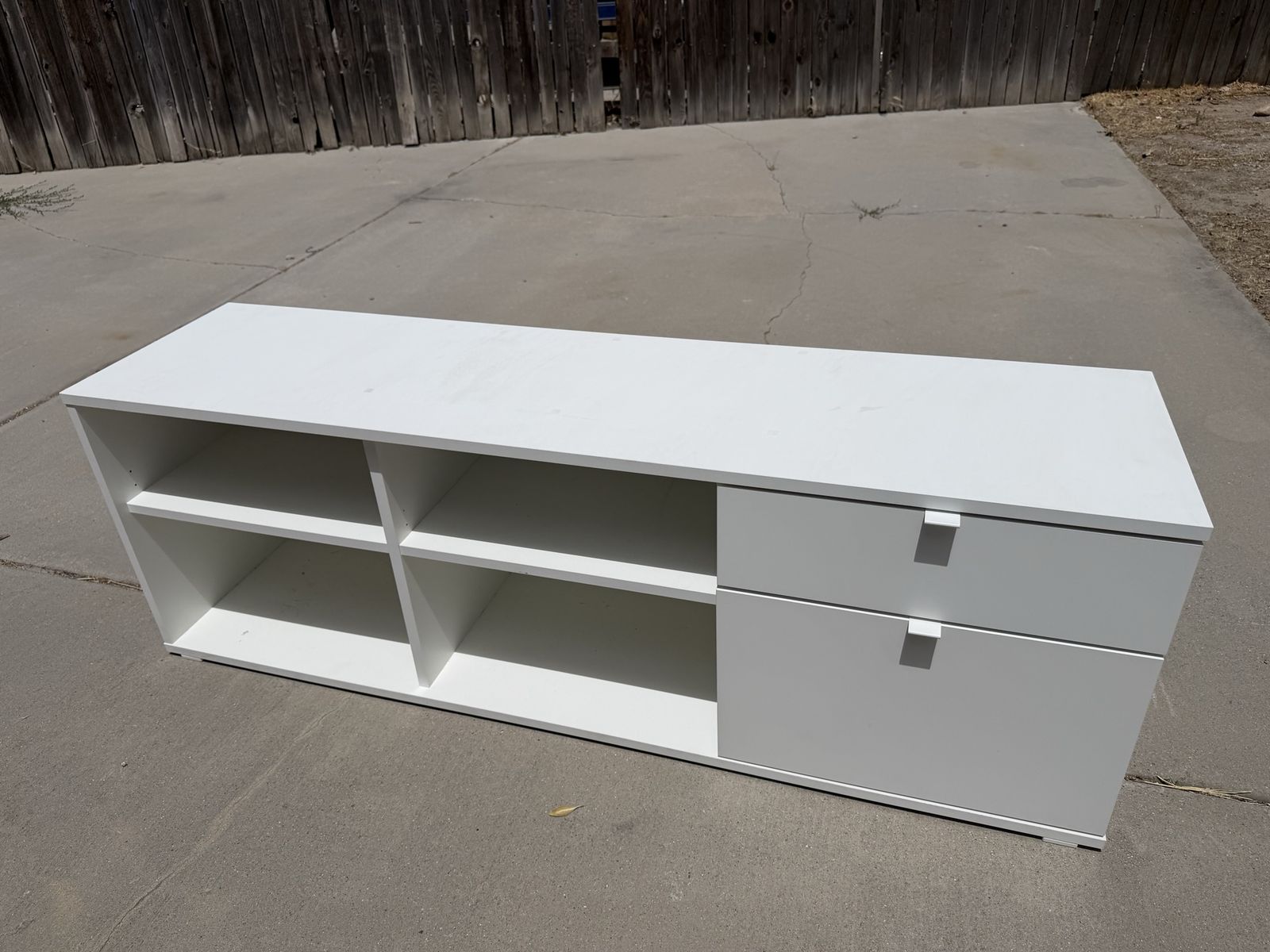 Used IKEA Vihals - white