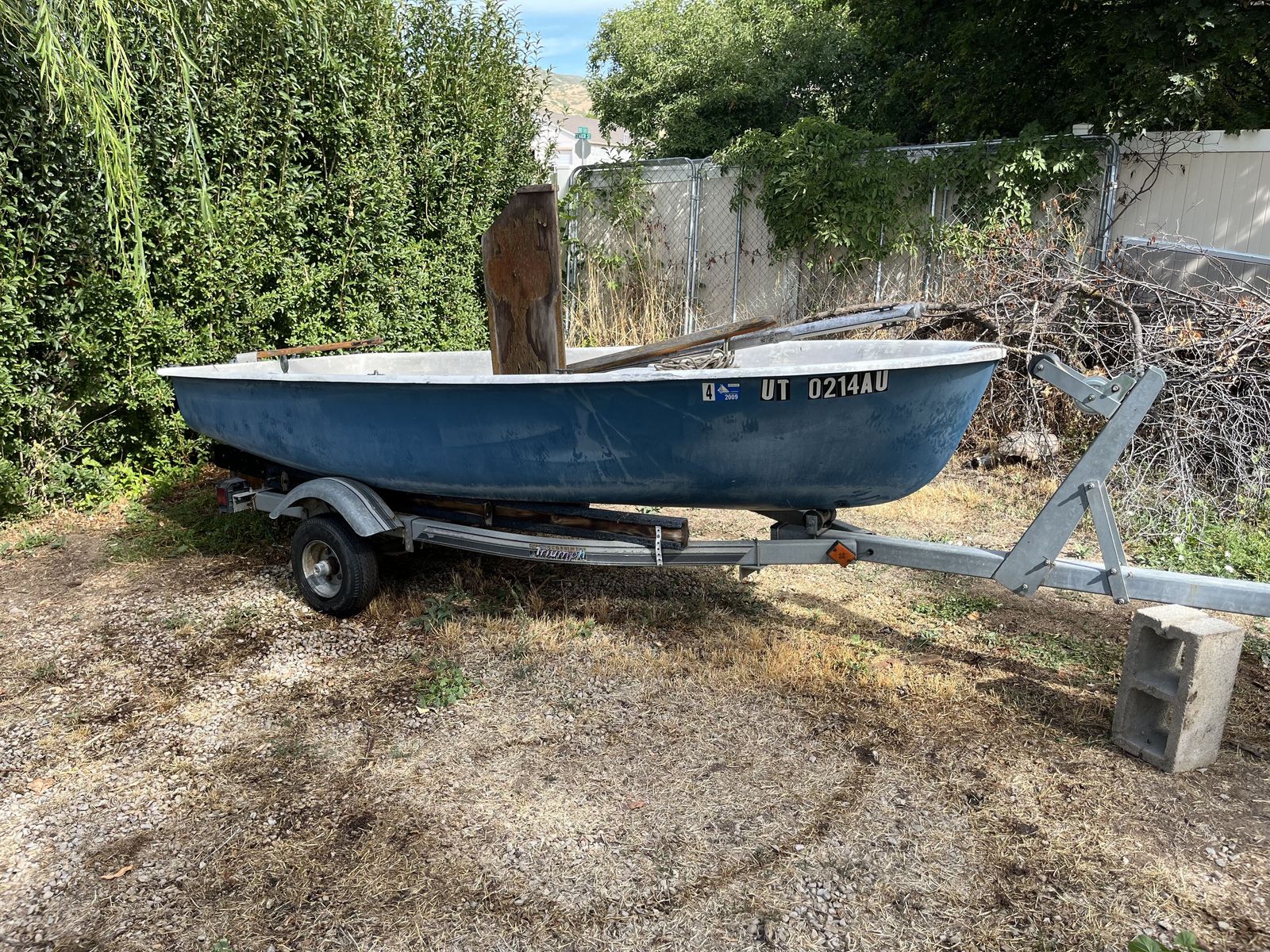 12' Sailboat