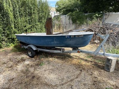 12' Sailboat