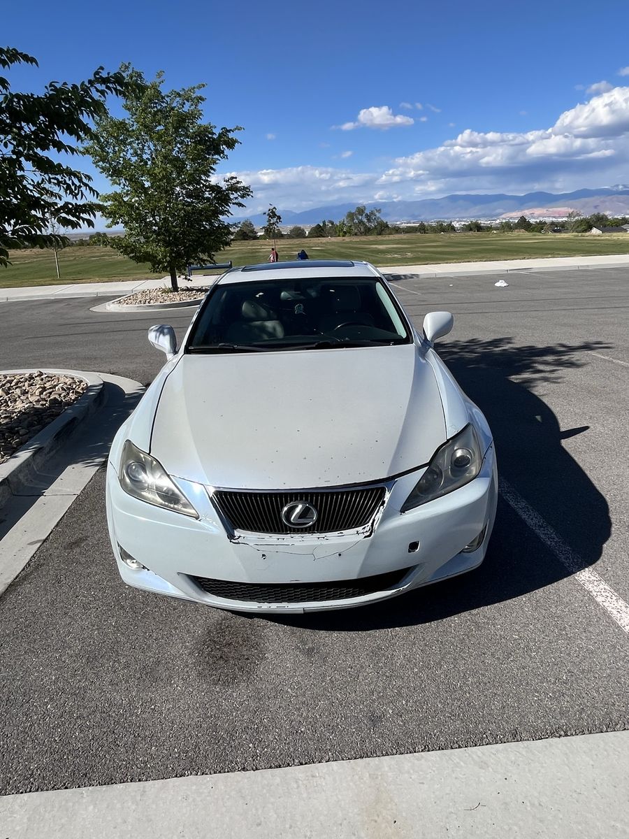 2006 Lexus is 250