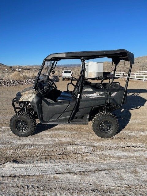 2018 Honda Pioneer 700-4 Deluxe
