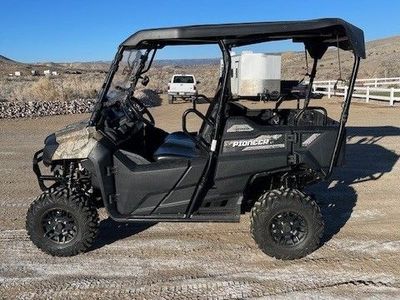2018 Honda Pioneer 700-4 Deluxe