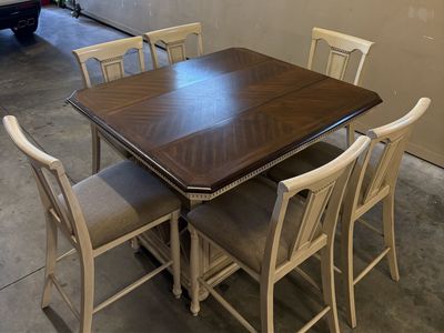 8 Piece Dining Set - Arcadia Bisque Counter Height Island Table (leaf included) & 6 24" counter stools with backs