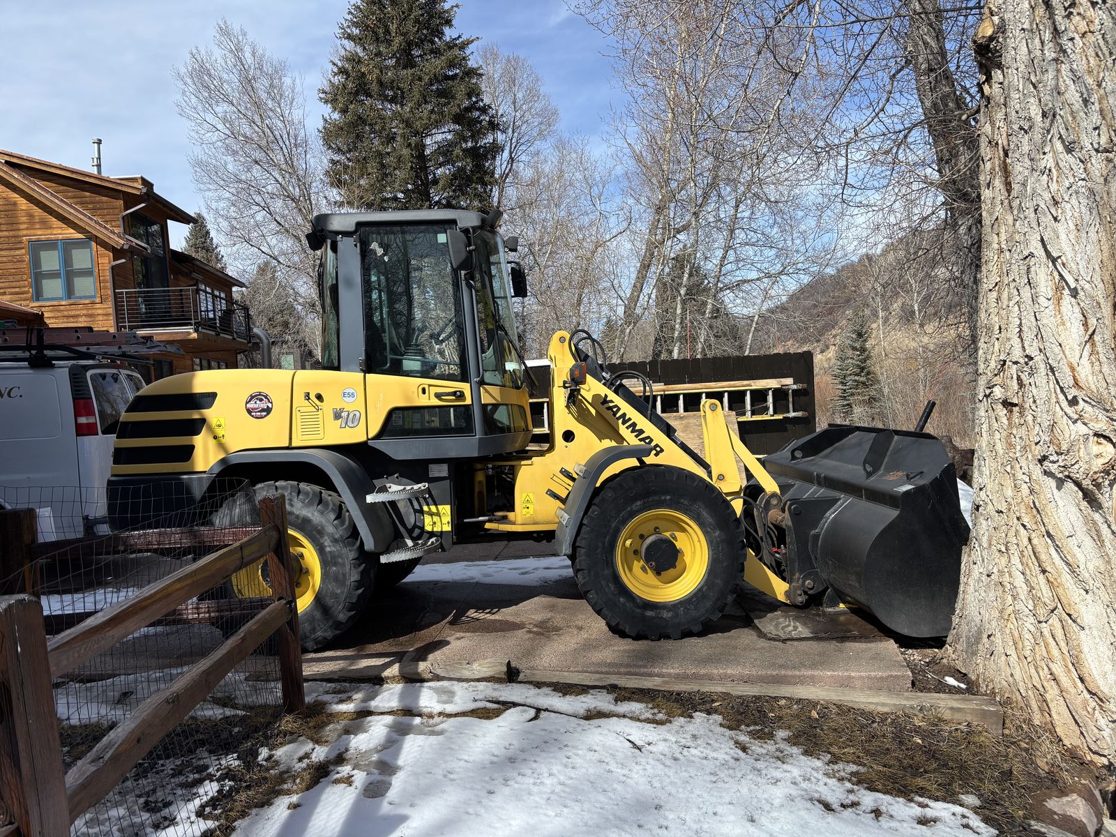 Yanmar V10 Loader Only 536 Hours