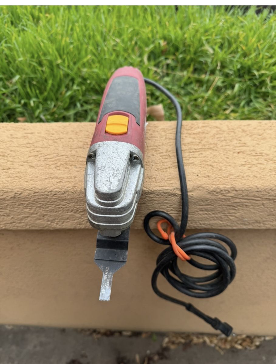 CHICAGO 62866 Electric Oscillating Multi-Tool Mult