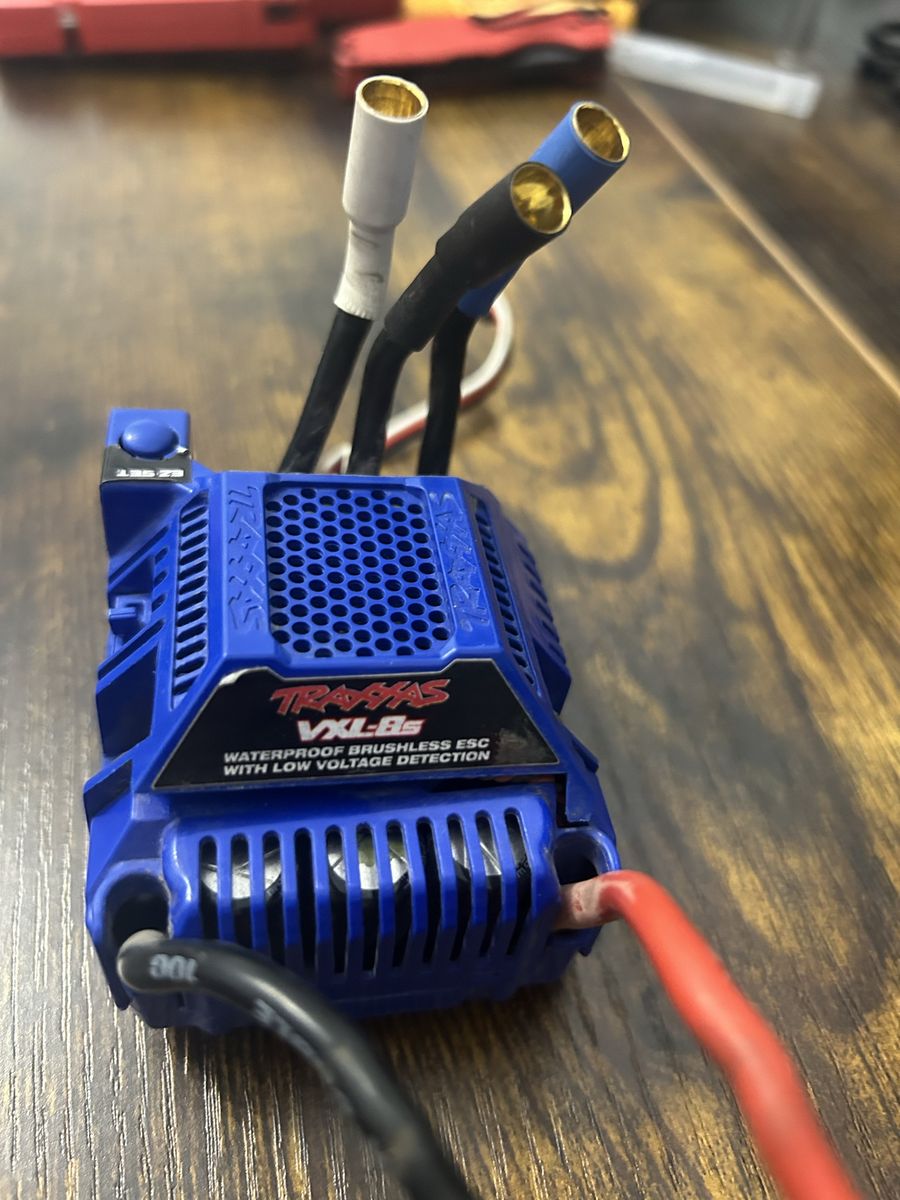 Traxxas Vxl 8s esc out of an Xmaxx
