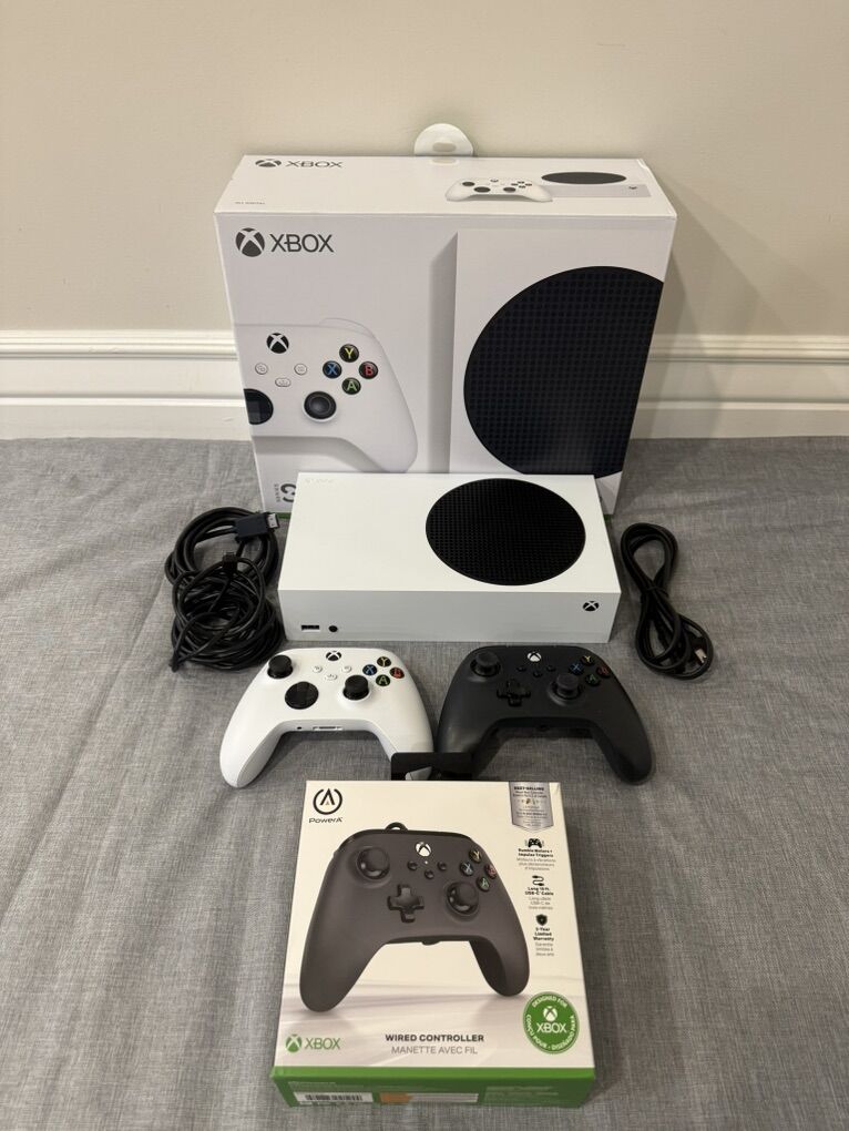 Xbox Series S New Bundle