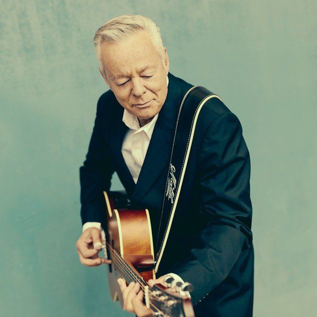 Tommy Emmanuel 1st Row Center Floor Best Seats