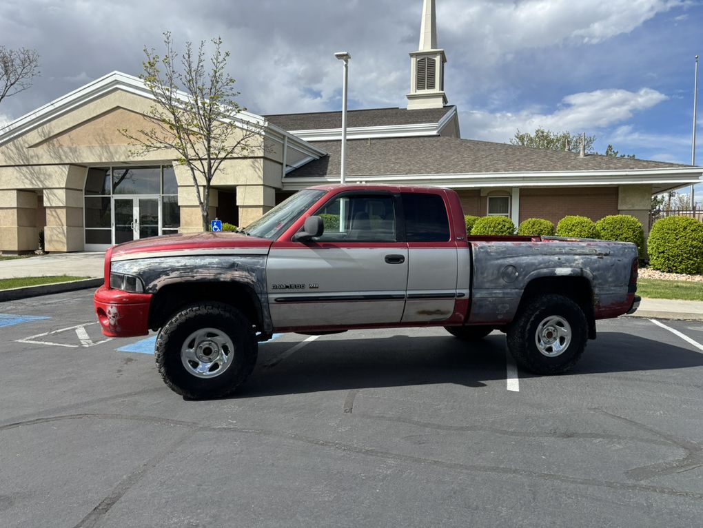 1998 Dodge Ram 1500 Laramie SLT