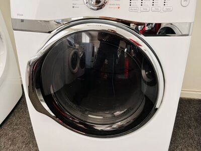 SamsunG Electric Dryer With Steam OptioN