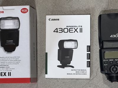 Canon 430EX II Speedlight