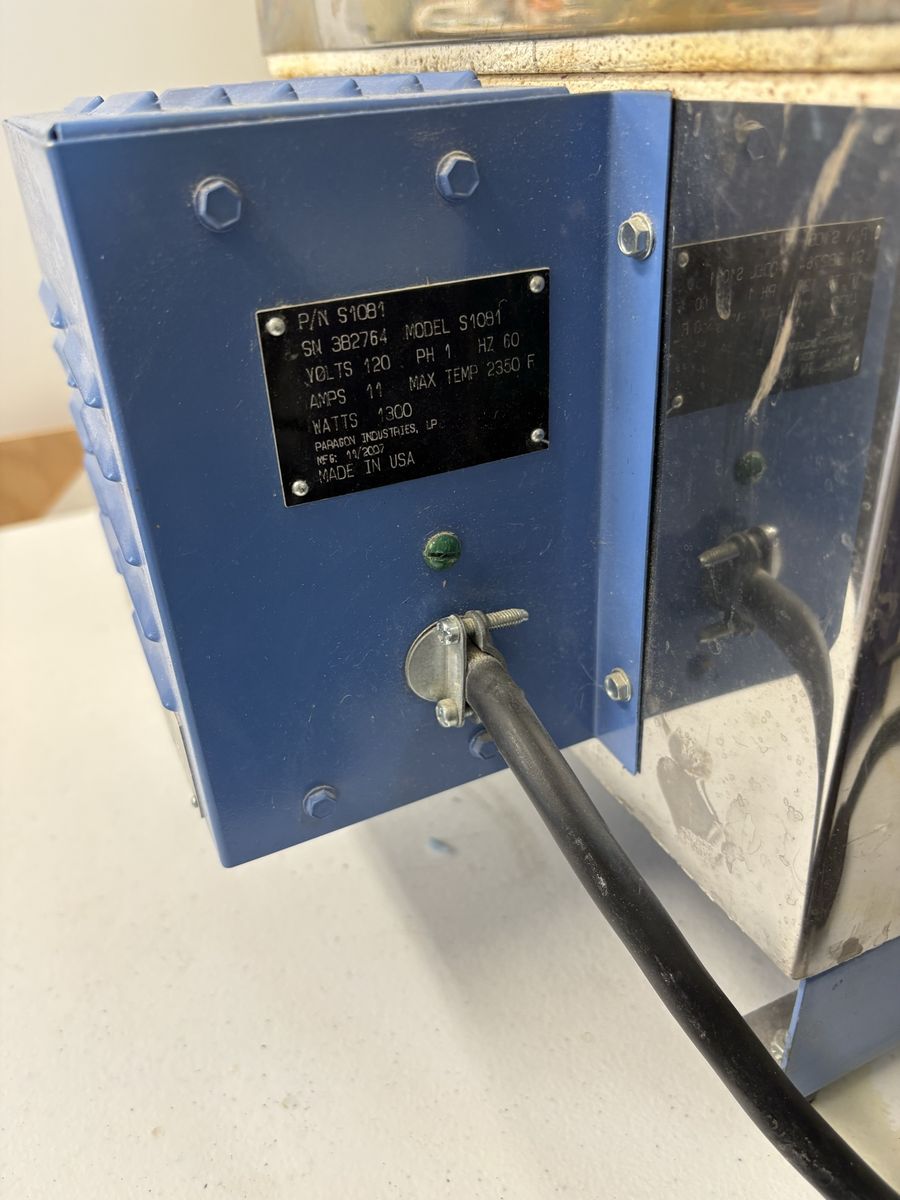 Paragon FireFly High Fire Kiln Model S1081 120V 1300W Max Temp 2350°F