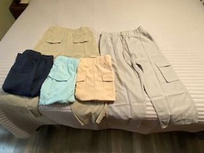 Women’s Lightweight Hiking Capris: Quick Dry, 6 Pockets, Loose fit (5 pair)