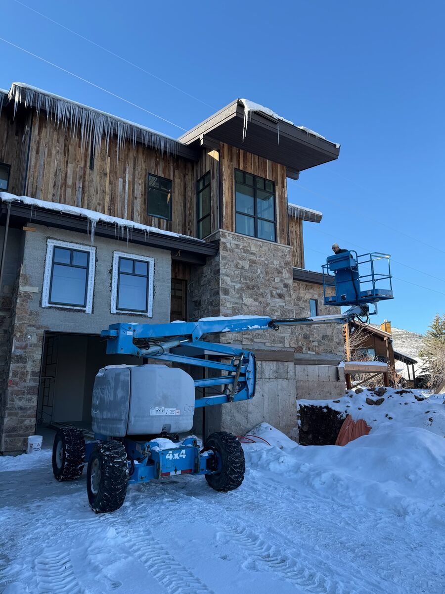 BOOM LIFT - GENIE Z45/25J.  RENTAL