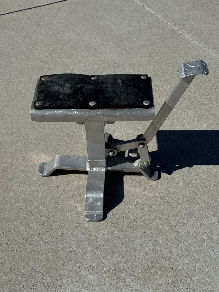 AC Racing Motorcycle Lift Stand