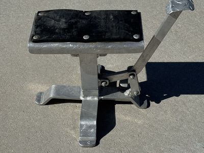 AC Racing Motorcycle Lift Stand