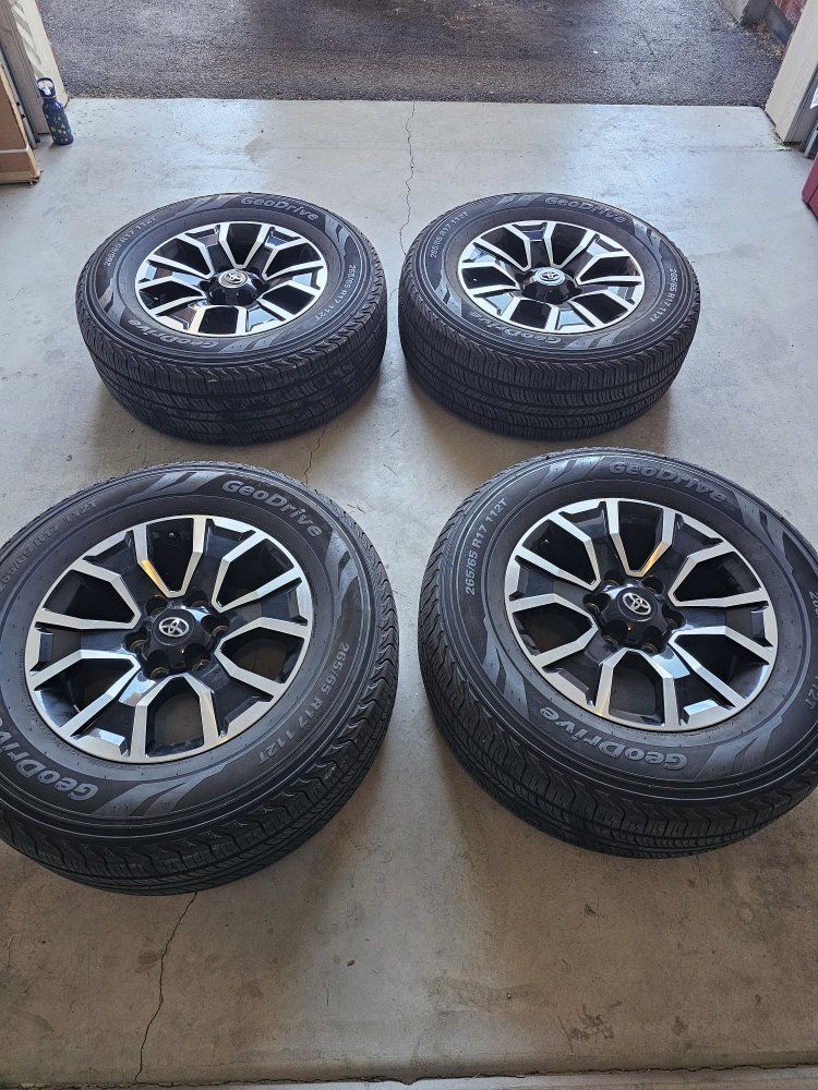 Tacoma 17" OEM Wheels w/Tires