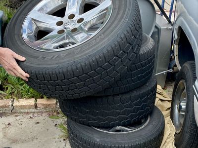 4 Mesa EPI3 tires and wheels