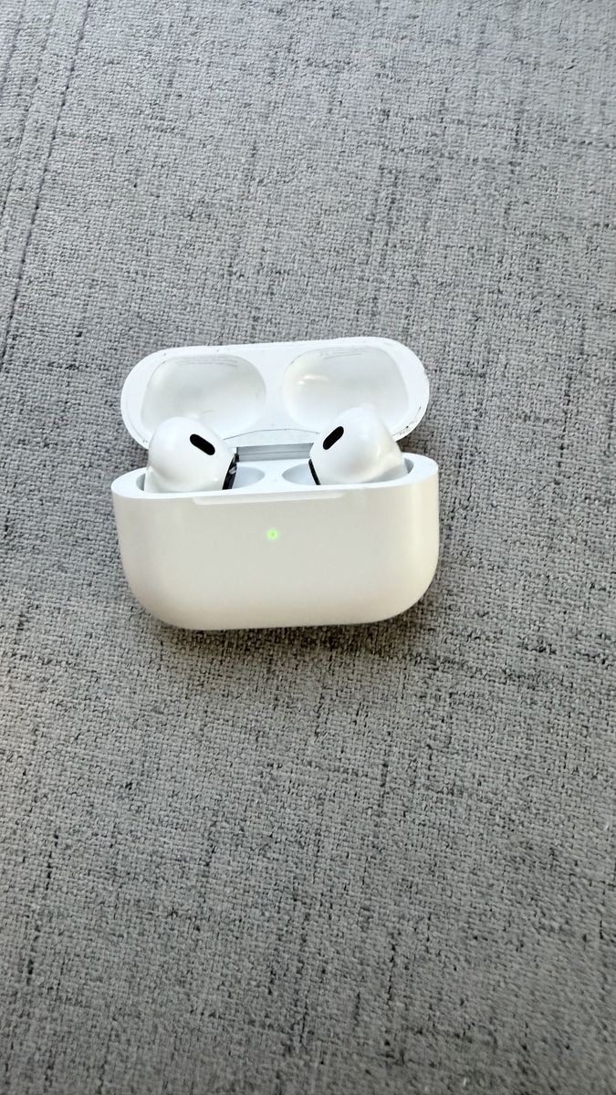 AirPods Pro 2 with MagSafe Charging Case (USB-C)