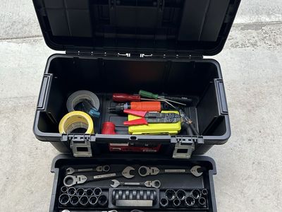 Craftsman 22" Tool Box with Removable Tray & Socket Set - Black, Red Handle