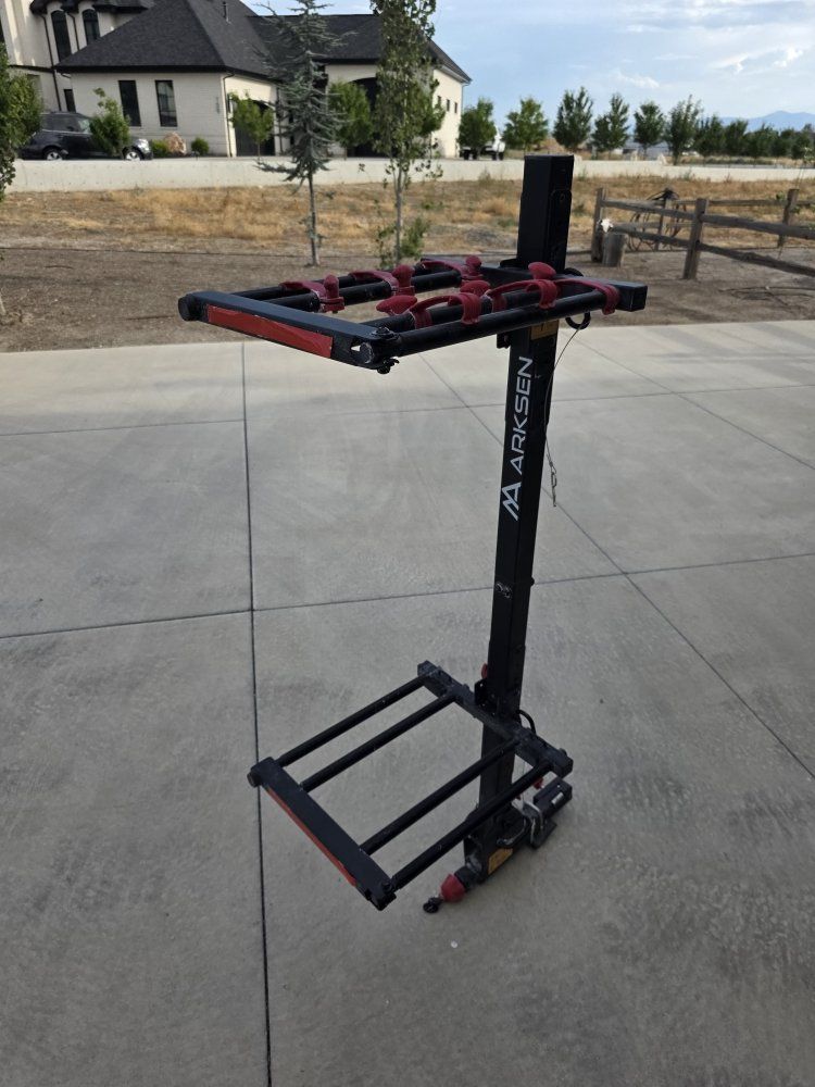 Arksen Folding Ski Snowboard Rack Hitch