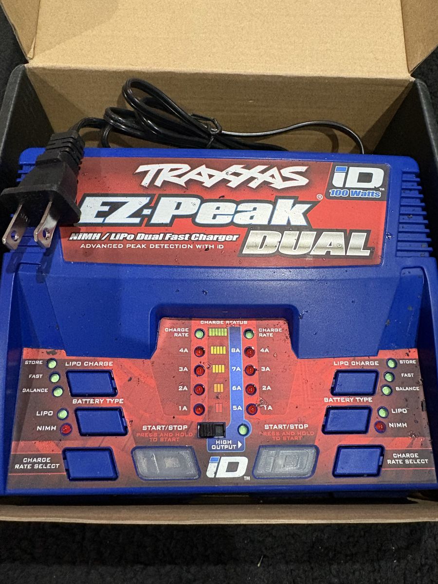 Traxxas 3s Dual Charger