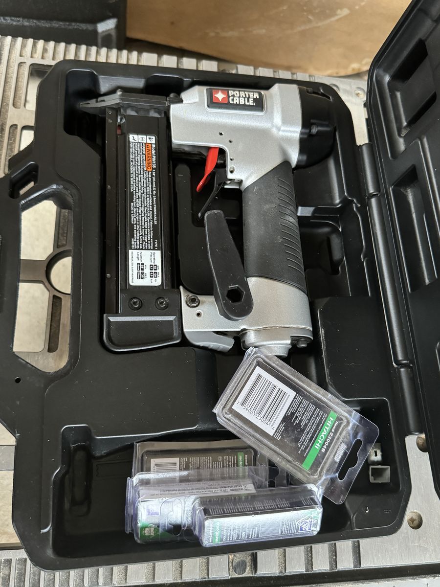 Like New Pin / Finish Nailer Porter Cable