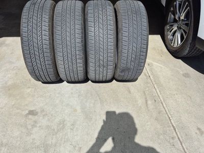 Bridgestone Dueler H/L 400 225/55R18 97H Tires (Set of 4)