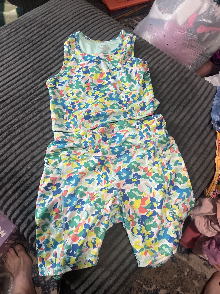 Member's Mark Floral Athletic Tank Top and Biker Shorts Set Size XL