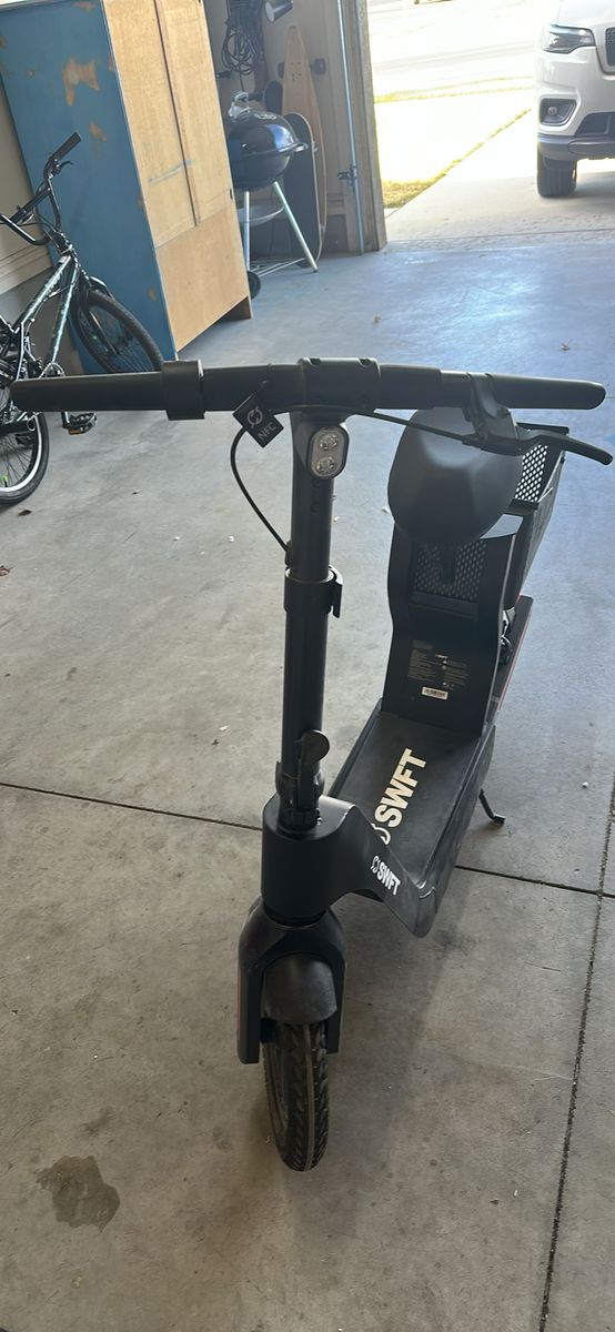 SWFT SD 400w Electric Scooter