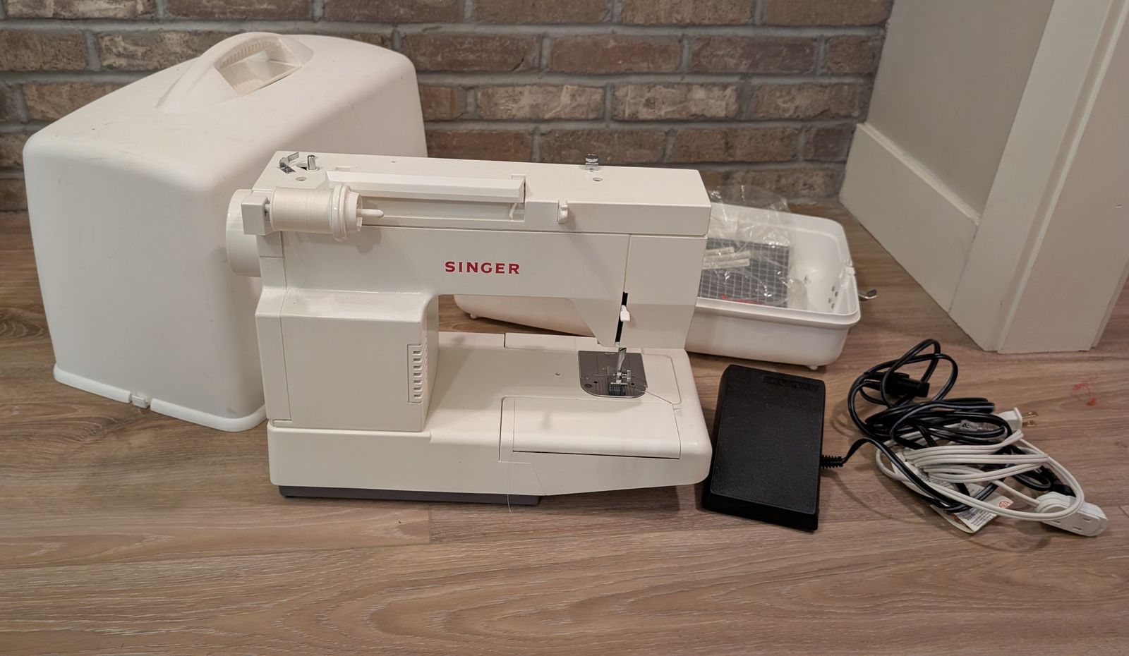Portable Singer Sewing Machine