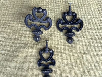 Vintage Pendant Drop Pulls Set of 3 - Ornate Dark Bronze/Black Decorative Hardware