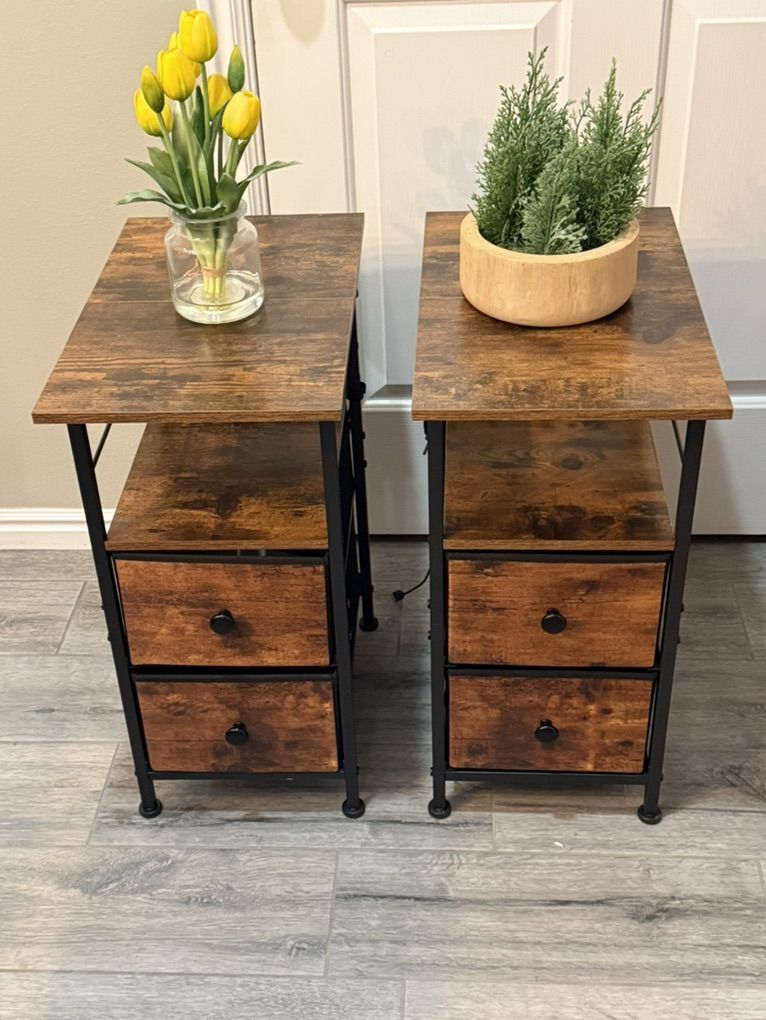 Rustic Nightstands Set NEW