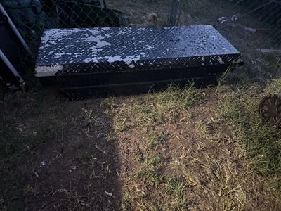Truck toolbox