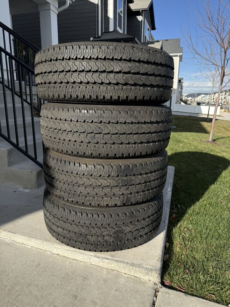 285/60R20 Firestone Transforce AT Load E