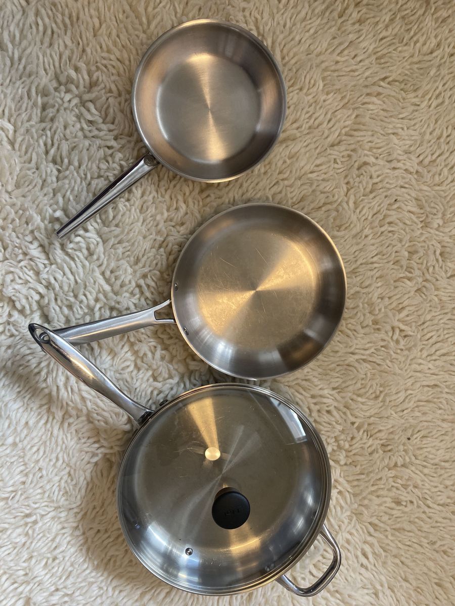Stainless Steel Pans 8 in, 10 in and 12 in with lid